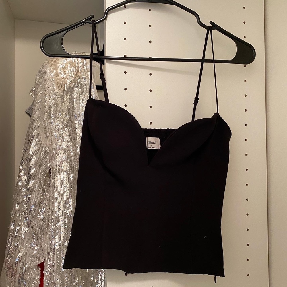 Aritzia Wilfred blouse